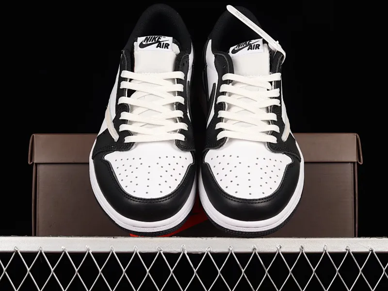 All categories Air Jordan Jordan series basketball shoes Air Jordan 1 Low Travis Scott x Air Jordan 1 Low OG AJ1 Joe 1 white and black barb joint casual sports basketball shoes DM7866-010